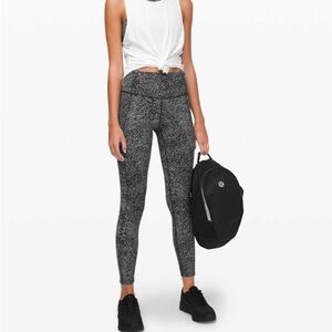 Lululemon Fast and Free Tight Non-Reflective Nulux
Polar Shift Ice Grey Black 4